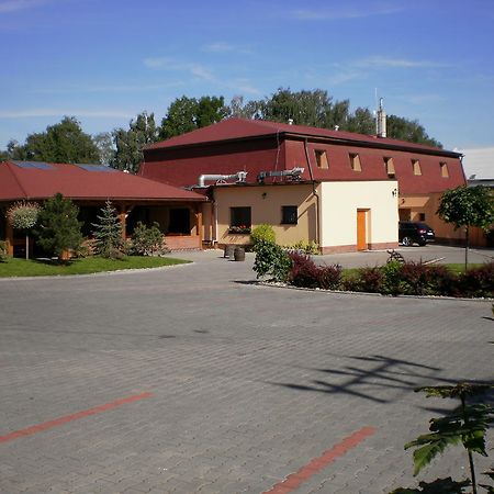 Penzion Na Netrebe Pardubice Zewnętrze zdjęcie